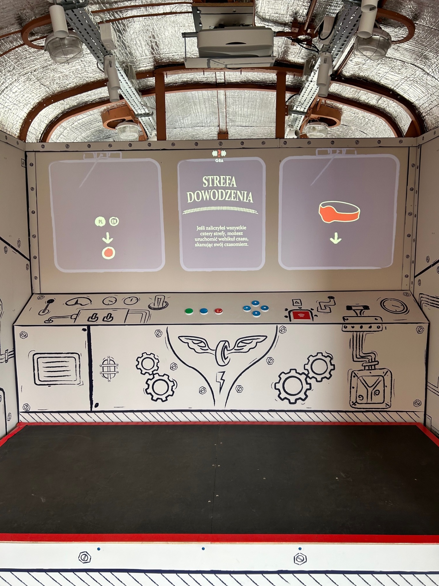 Wagon Zagadek — immersyjny escape room w zabytkowym wagonie — zdjęcie 9